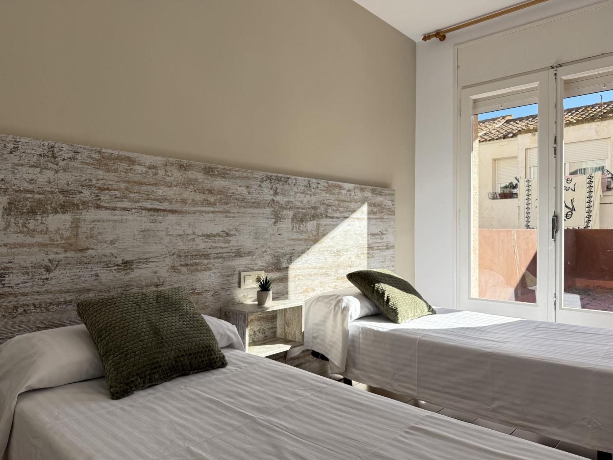 Agi Sant Jordi Apartment Roses Ngoại thất bức ảnh